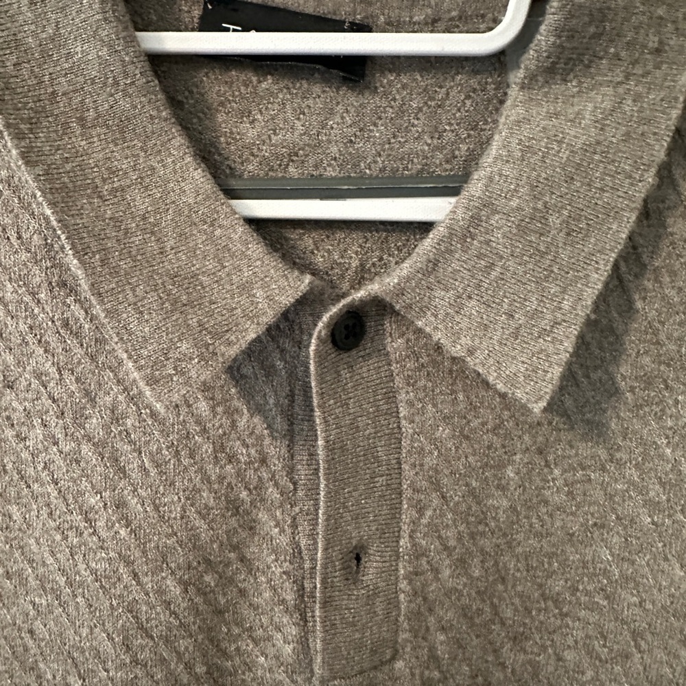 NWT Tahari SOFT Textured Wool Blend Long Sleeve Sweater